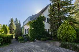Stilvolles Wohnen im Altbau mit Gästehaus & großem Garten – Die vollständige Adresse der Immobilie erhältst du vom Anbieter., 14532 Stahnsdorf – Vorschaubild 3