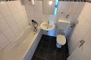 Ruhige 3-Zimmer-Wohnung mit Balkon im 7. Stock in Mönchengladbach-Römerbrunnen – Römerbrunnen 16, 41238 Mülfort, Mönchengladbach – Vorschaubild 2