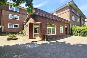 Wohnung mit Büronutzung in der Ebertallee in Groß Flottbek