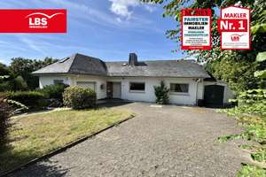 Attraktives Wohnhaus über den Dächern von Herford! – Die vollständige Adresse der Immobilie erhältst du vom Anbieter., 32049 Herford – Vorschaubild 1