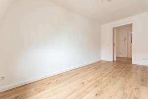 Gemütliche & ruhig gelegene Wohnung | Tageslichtbad mit Badewanne | Laminatboden | offene Küche – Pflaumestraße 26, 4178 Böhlitz-Ehrenberg, Leipzig – Vorschaubild 9
