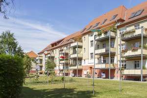 Ruhige Dachgeschosswohnung mit Loggia und Fernsehturmblick – Die vollständige Adresse der Immobilie erhältst du vom Anbieter., 1279 Tolkewitz/Seidnitz-Nord, Dresden – Vorschaubild 3