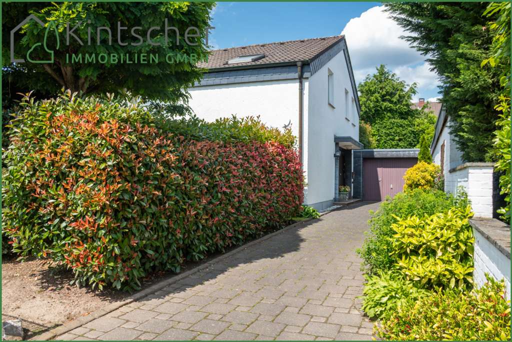 Einfamilienhaus mit Garten, Balkon, Garage in Leverkusen Opladen - Top Lage!
