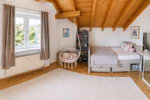 Stilvolle Maisonette-Wohnung mit Balkon in bester Lage von Eichenzell! – Die vollständige Adresse der Immobilie erhältst du vom Anbieter., 36124 Eichenzell – Vorschaubild 6
