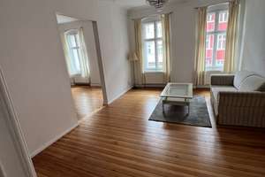 Helle  ruhige möblierte 3-Zimmer-Wohnung nahe bei Frankfurter Tor – Die vollständige Adresse der Immobilie erhältst du vom Anbieter., 10247 Friedrichshain, Berlin – Vorschaubild 2