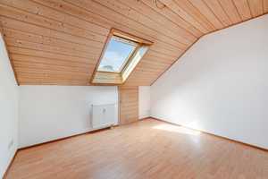 Ankommen & loswohnen: 
3-4-Zimmer-Maisonette-Wohnung mit ca. 170 m² Gartenanteil und Garage – Ebersberg (Kreis) – Vorschaubild 14