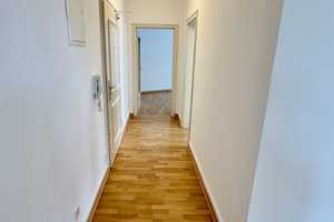 Helle & gepflegte 3 Zimmerwohnung mit EBK in der Innenstadt – Marktstraße 21, 65185 Wiesbaden – Vorschaubild 7