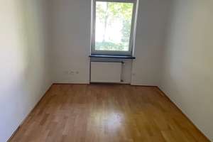 SONNIGE SEHR SCHÖNE INDIVIDUELLE 4-ZIMMER-WOHNUNG mit Terrasse im 1.OG,ca.95m²,PASING beim STADTPARK – Croissant-Rust-Straße -, 81243 Pasing, München – Vorschaubild 7