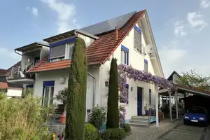 Freistehendes, modernes Familiendomizil mit ELW, Mehrgenerationenhaus – Storchenweg 8, 79211 Emmendingen (Kreis) – Vorschaubild 2