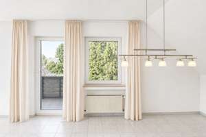 3-Zimmer-Wohnung mit Balkon in Leverkusen-Romberg - Dachgeschossausbau 1990 – Die vollständige Adresse der Immobilie erhältst du vom Anbieter., 51381 Bergisch Neukirchen, Leverkusen – Vorschaubild 3