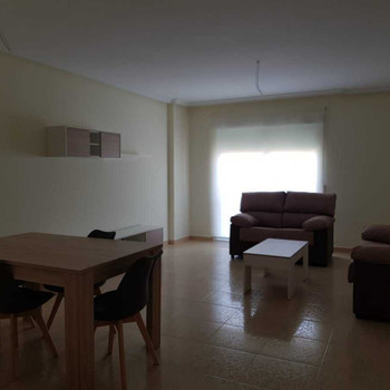 Wohnung mit Garage und großem Wohnzimmer in Puerto Lumbreras