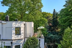 Ein Rückzugsort über den Baumkronen der Elbvororte – Die vollständige Adresse der Immobilie erhältst du vom Anbieter., 22587 Nienstedten, Hamburg – Vorschaubild 11