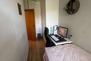 Hochwertig renovierte 4-Zimmer-Wohnung inkl. Möbel & Einbauküche – 45476 Styrum, Mülheim an der Ruhr – Vorschaubild 6