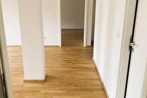 Schöne 2,5-Zimmer-Wohnung in Bonn-Beuel – Die vollständige Adresse der Immobilie erhältst du vom Anbieter., 53225 Schwarzrheindorf/Vilich-Rheindorf, Bonn – Vorschaubild 3