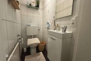 gemütliche Familienwohnung: 4 Zimmer mit Wintergarten, zwei Loggien & Tiefgaragenstellplatz – Die vollständige Adresse der Immobilie erhältst du vom Anbieter., 42897 Lennep Neustadt, Remscheid – Vorschaubild 11