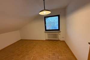 Viel Platz für Generationen in idyllischer Ortsrandlage mit Solarthermie und modernisierten Bädern – Die vollständige Adresse der Immobilie erhältst du vom Anbieter., 79189 Bad Krozingen – Vorschaubild 17