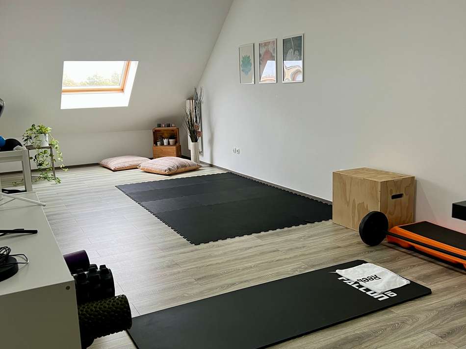 Großes Zimmer DG.jpg