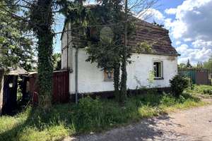 Einfamilienhaus am Ortsrand von Dieskau inkl. ca. 1330m² Grundstück – Benndorfer Straße 10, 6184 Kabelsketal – Vorschaubild 1