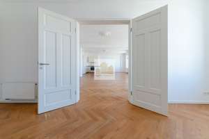 In Mitten von Leipzig! 183 qm Dachgeschosswohnung mit Blick auf das Rathaus – Mendelssohnstrasse 3, 4109 Zentrum-West, Leipzig – Vorschaubild 18