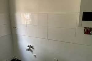 Sehr schöne 3 Zimmer Wohnung mit Balkon in Gelsenkirchen zu vermieten – Grimmstraße 26, 45883 Heßler, Gelsenkirchen – Vorschaubild 12