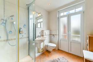 Property thumbnail 18