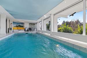 RESERVIERT: Exklusive Villa mit Schwimmbad, Sauna und atemberaubendem Blick – Die vollständige Adresse der Immobilie erhältst du vom Anbieter., 72766 Reutlingen-Mitte, Reutlingen – Vorschaubild 8
