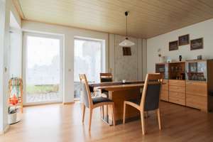 Schönes 2-Familienhaus mit  großem Garten und zahlreichen Parkmöglichkeiten – Die vollständige Adresse der Immobilie erhältst du vom Anbieter., 78737 Fluorn-Winzeln – Vorschaubild 14