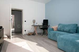 Cotta - modernisierte, frei werdende 2-Zimmer-Wohnung mit Balkon – Hebbelstr. 21, 1157 Cotta (Stadtteil), Dresden – Vorschaubild 4