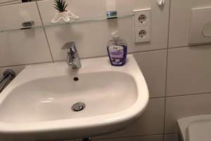 Helle 1-Zimmer Wohnung im 1. OG mit Aufzug in Würzburg-Lindleinsmühle – Am Schwarzenberg 13b, 97078 Lindleinsmühle, Würzburg – Vorschaubild 11