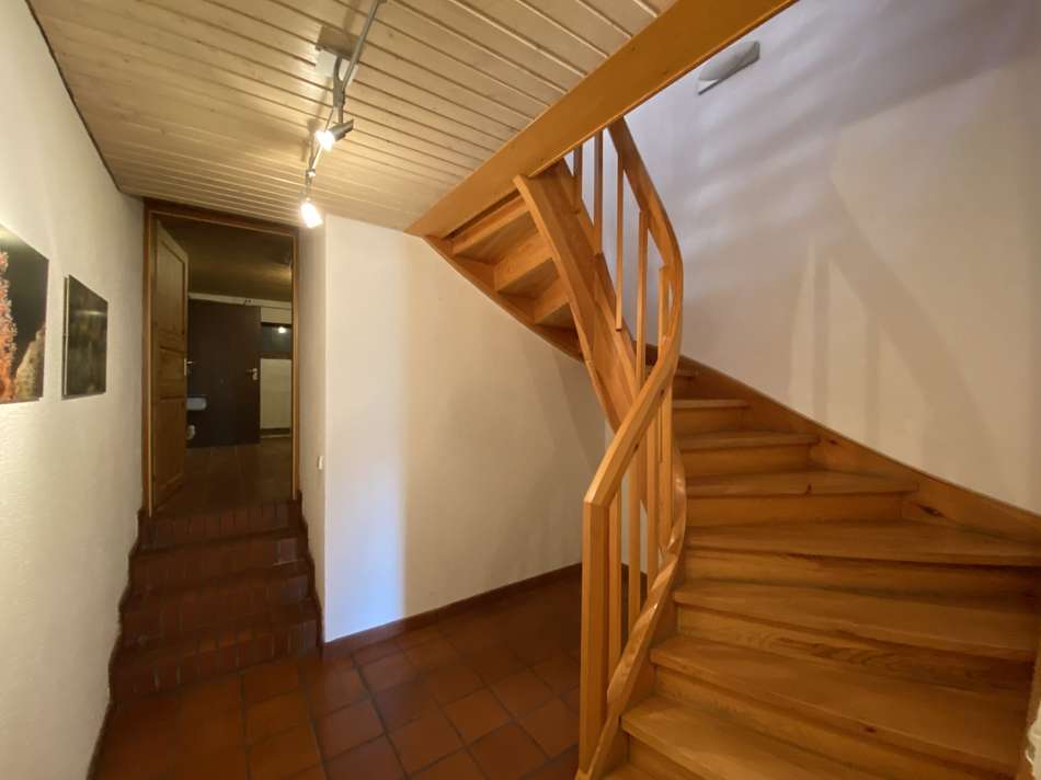 Eingang/Flur/Treppe