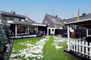 Exklusive DHH in Essen - Stilvoll modernisiert mit Kaminofen, Sauna und Gartenidylle – Die vollständige Adresse der Immobilie erhältst du vom Anbieter., 45277 Überruhr-Hinsel, Essen – Vorschaubild 7