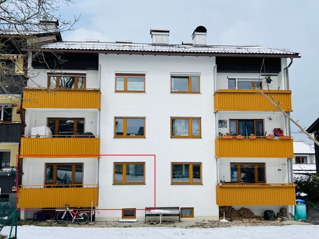 3-Zimmer-Wohnung für Handwerker & Investoren – großes Potenzial, Miesbach Kreis – Bild 1