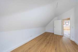 Kernsaniert & bezugsfrei: Moderne 3,5-Zimmer-Wohnung mit historischem Charme an der Karlsaue – Die vollständige Adresse der Immobilie erhältst du vom Anbieter., 34121 Süd, Kassel – Vorschaubild 13