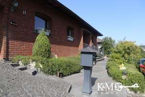 Idyllische Lage trifft traumhaftes Wohnen – Ihr neues Zuhause in Langenfeld – Die vollständige Adresse der Immobilie erhältst du vom Anbieter., 56729 Langenfeld – Vorschaubild 3