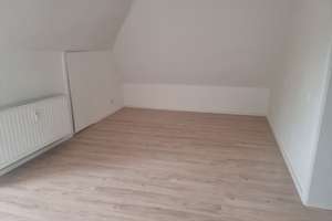 Freundlich helle Dachgeschosswohnung mit optimalem Zuschnitt – Langenacker 104, 44287 Oestrich, Dortmund – Vorschaubild 5
