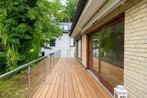Im Herzen von Blankenese - sonniges Penthouse mit grosser Terrasse und Blick in den Goßlers Park – Die vollständige Adresse der Immobilie erhältst du vom Anbieter., 22587 Blankenese, Hamburg – Vorschaubild 9
