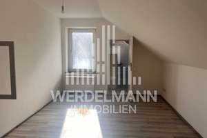 **MfH mit Entwicklungspotenzial, drei Garagen und guter Vermietungssituation** – Die vollständige Adresse der Immobilie erhältst du vom Anbieter., 45899 Bismarck, Gelsenkirchen – Vorschaubild 3