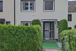 Günstiges, gepflegtes 5-Raum-Reihenhaus in Siegburg – Rhein-Sieg-Kreis – Vorschaubild 1
