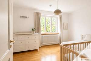 Familienglück mitten im Herzen von Sillenbuch – charmantes 3-Familienhaus mit traumhaftem Garten – Die vollständige Adresse der Immobilie erhältst du vom Anbieter., 70619 Sillenbuch (Ortsteil), Stuttgart – Vorschaubild 10