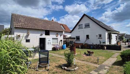 Bild von Großes Grundstück mit zwei Häusern und Nebegebäude in ruhiger Lage in Einhausen