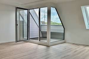 3-Zimmer-Dachgeschoss-WHG  -  Mitten in der Stadt!! – Sachaustraße 10, 24114 Südfriedhof, Kiel – Vorschaubild 5