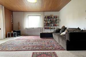 Großzügiger Bungalow auf 941 m² Grundstück mit Ausbaupotenzial und Garten in ruhiger Lage – 94419 Reisbach – Vorschaubild 13