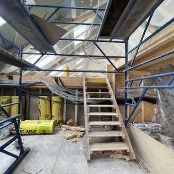 STOCK - helle Büroflächen | freundlicher Eingangsbereich | ruhige Lage