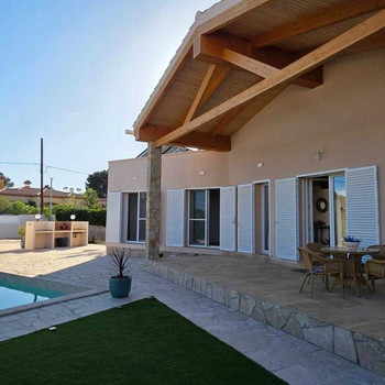 Exklusiv neuwertig mit Pool in l'Ametlla de Mar, Design, Qualität und mediterranes Flair