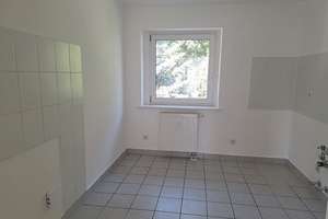 lichtdurchflutete 2 Raumwohnung mit Balkon im Dachgeschoss - großer Gemeinschaftsgarten inklusive – 9232 Hartmannsdorf – Vorschaubild 5