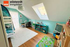 Exklusive Maisonettenwohnung: Modernes Wohnen auf 210 m² mit Stil und Komfort – Die vollständige Adresse der Immobilie erhältst du vom Anbieter., 75203 Königsbach-Stein – Vorschaubild 9