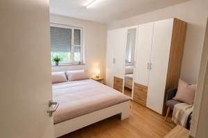 Südgarten, Stellplatz und Fläche - Großzügige 3-Z-EG-Whg in Herzogenrath-Kohlscheid – Lutherstraße 9, 52134 Herzogenrath – Vorschaubild 7