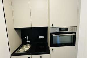 Moderne möblierte Wohnung direkt in Adlershof mit EBK sowie Balkon!!!! – Otto-Franke-Straße 45, 12489 Adlershof, Berlin – Vorschaubild 3
