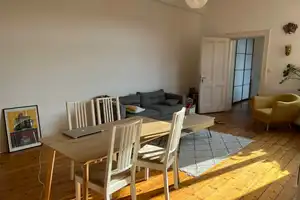 Geschmackvolle 4-Zimmer-Wohnung in Köln Altstadt & Neustadt-Nord – Antwerpener Straße 17, 50672 Köln – Vorschaubild 1