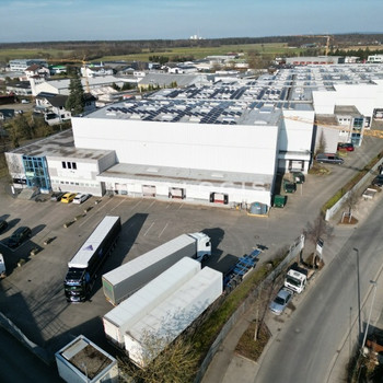 Exklusiv im Alleinauftrag: Logistik - 12x Rampe - 11,00m UKB